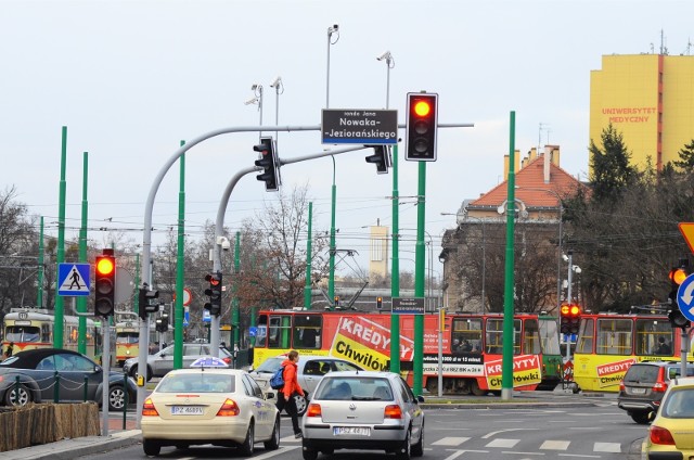 Poznań: Awaria tramwaju na rondzie Jeziorańskiego. Ruch był wstrzymany przez kilkanaście minut