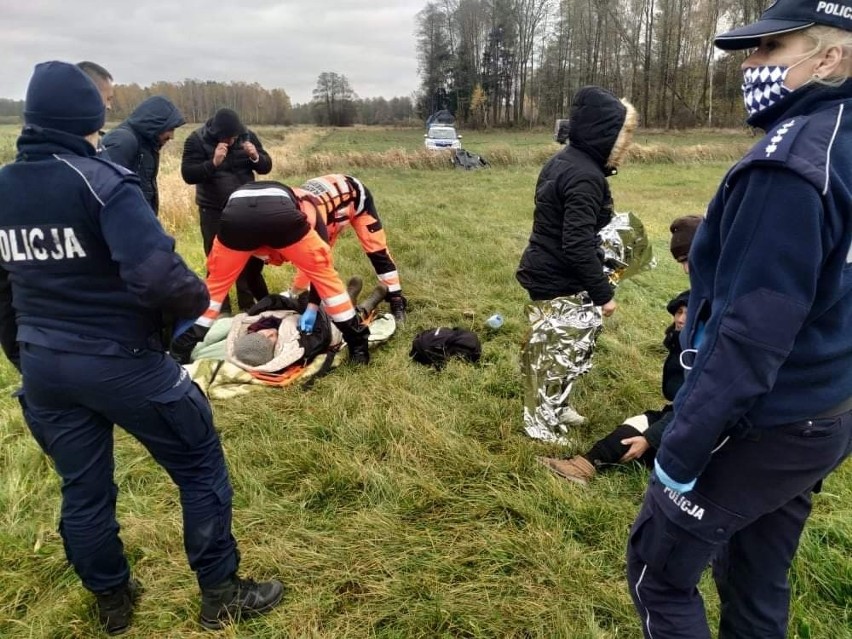 Kalnica. Wypadek na DK 66. Bus z imigrantami uciekał przed policją. Doszło do zderzenia