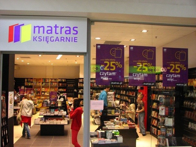 Matras likwiduje księgarnie w całej Polsce. To koniec popularnych księgarni.  Księgarnie Matras znikają z centrów handlowych | Dziennik Zachodni