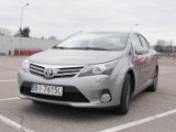 Testujemy: Toyota Avensis 1.8 - komfort kosztuje. Zdjęcia