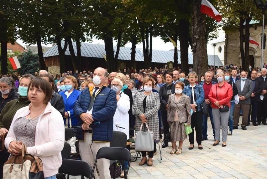 Słynny odpust w Sulisławicach - dzień 1. Przybyły tłumy ludzi z całego regionu! Zobaczcie [ZDJĘCIA]