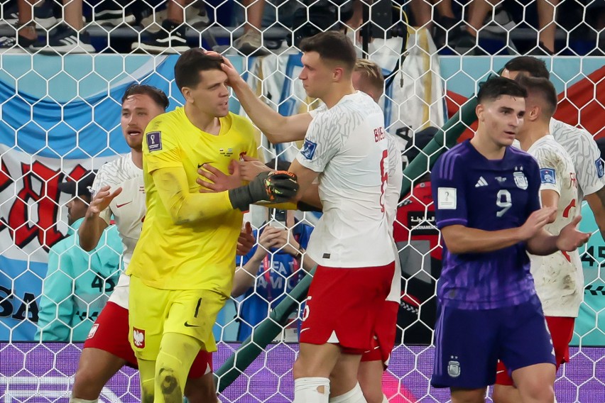 Wojciech Szczęsny w meczu z Argentyną obronił rzut karny...