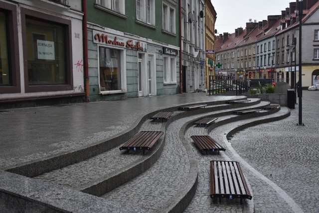 Ulica Długa w Raciborzu pięknieje z każdym miesiącem. Będzie fantastyczna!