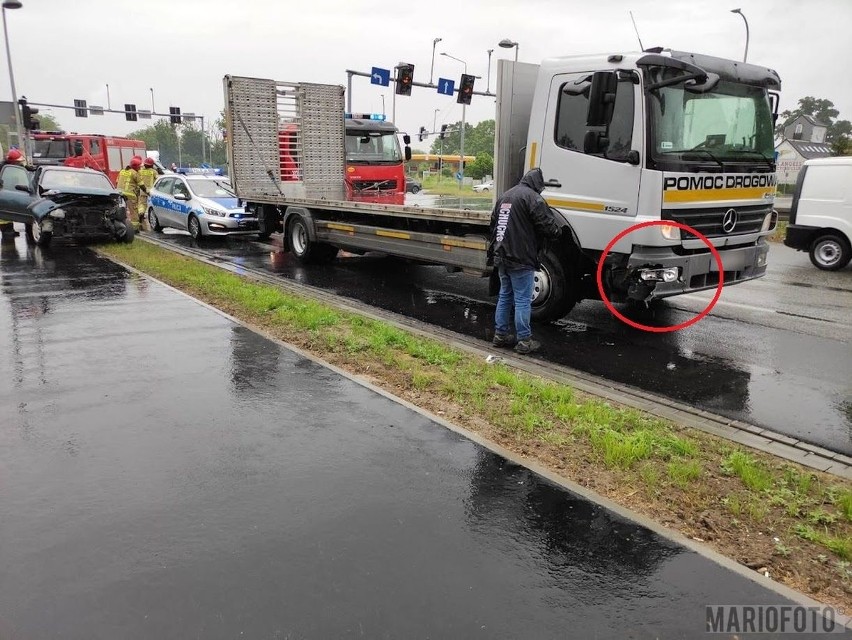 Wypadek na skrzyżowaniu u. Wrocławskiej i Partyzanckiej w...