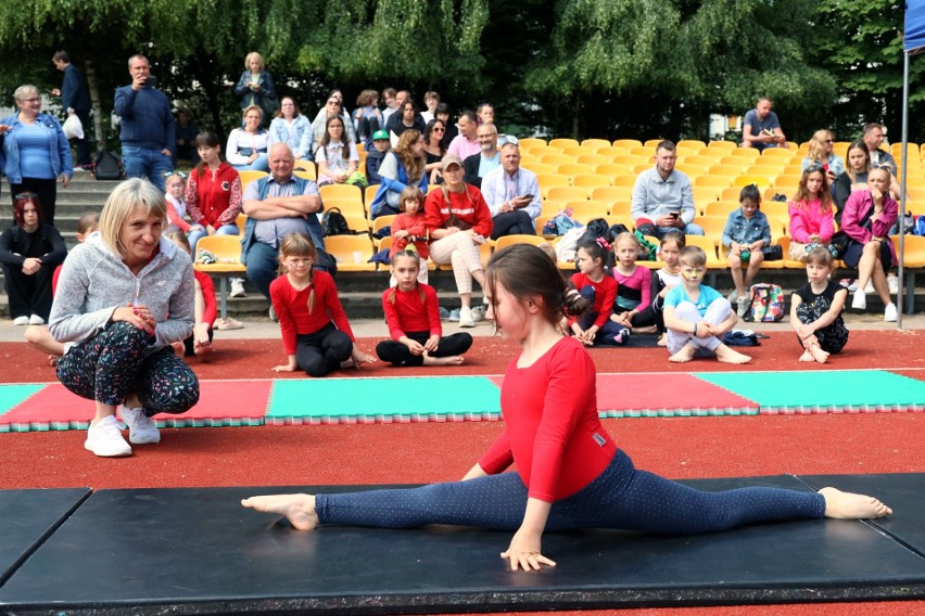 Zdrowo, sportowo i kolorowo. Rodzinny piknik z „Trójką.