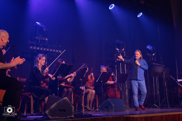 Koncert charytatywny w Bochni z udziałem Marka Piekarczyka i uczniów Zespołu Państwowych Szkół Muzycznych w Bochni, 1.06.2022