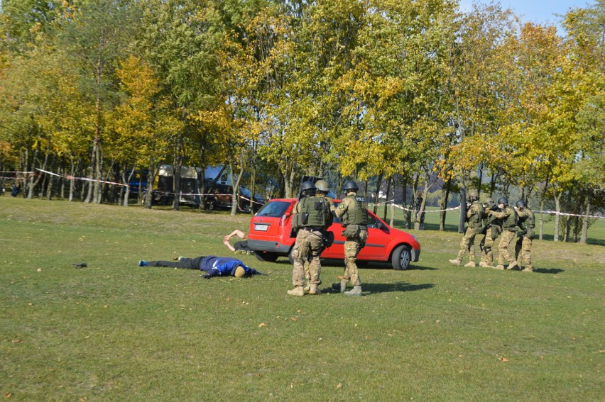 Piknik Niepodległościowy Służb Mundurowych w Opolu.