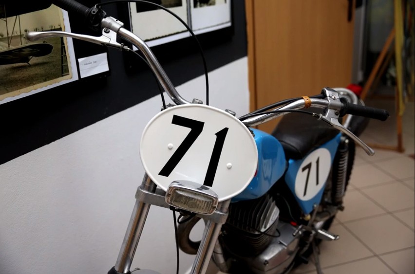 Muzeum Motocykli „Moto Strefa WueSKi” w Świdniku...