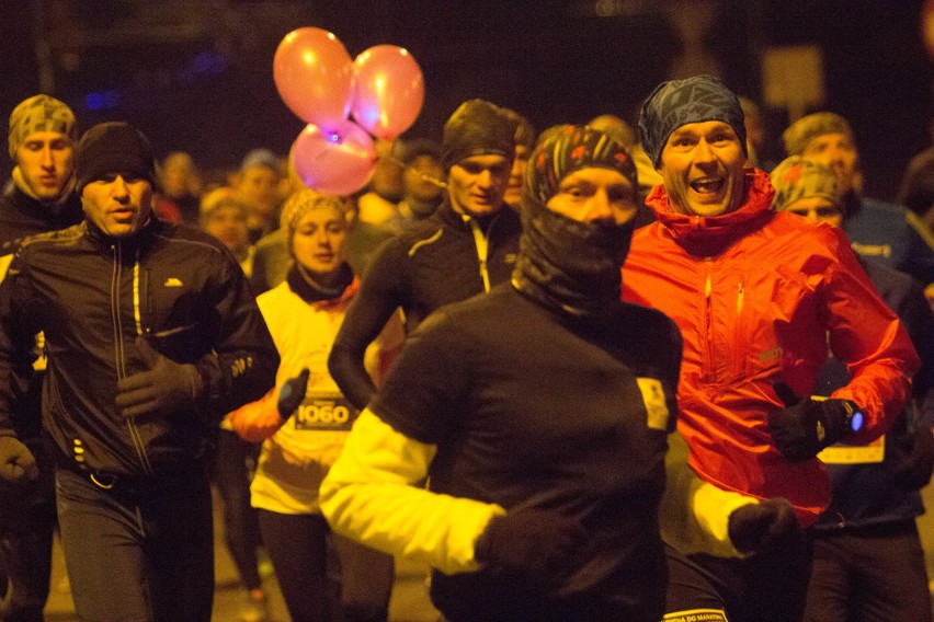 Trzecia Dycha do Maratonu 2018. Nocne marki biegowe w akcji (ZDJĘCIA, WIDEO)