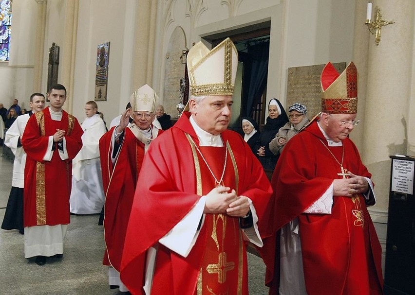 Arcybiskup Jędraszewski żegnał się z łódzką archidiecezją [zdjęcia, FILMY]