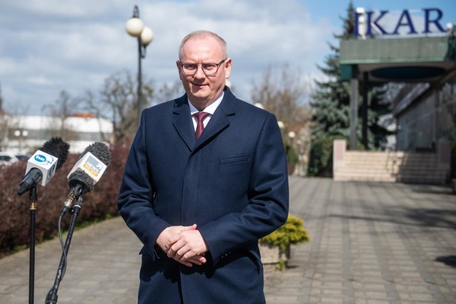 Wojewoda uspokaja Wielkopolan. W naszym województwie dalej będzie działać jednoimienny szpital oraz izolatorium w hotelu Ikar.