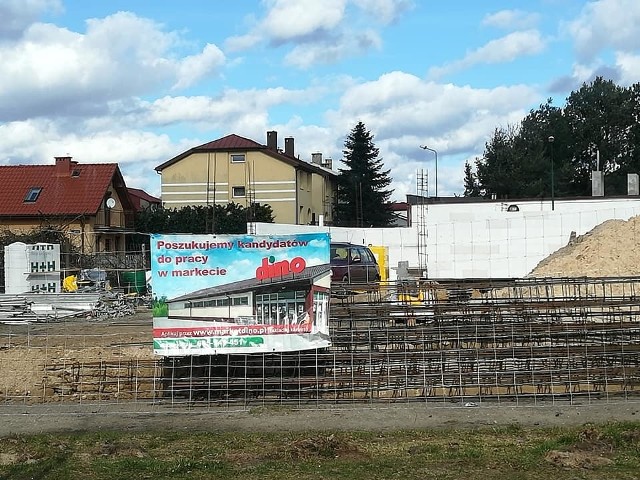 Budowa Dino Marketu w Białogardzie