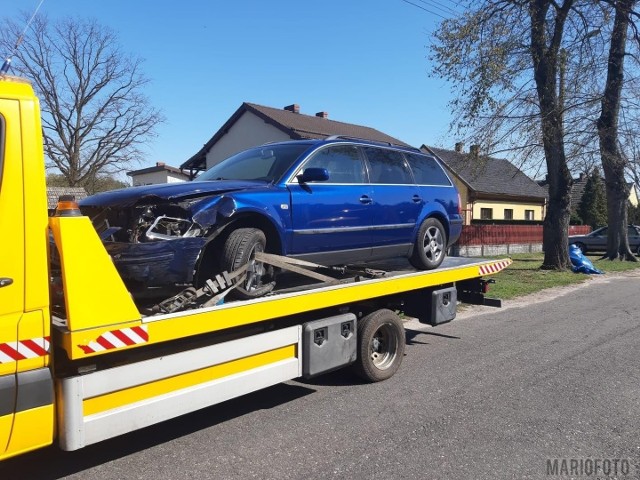 Tuż przed 12:30 na ulicy Leśnej w miejscowości Mnichus (gm. Ozimek) doszło do zderzenia samochodu osobowego z motocyklem