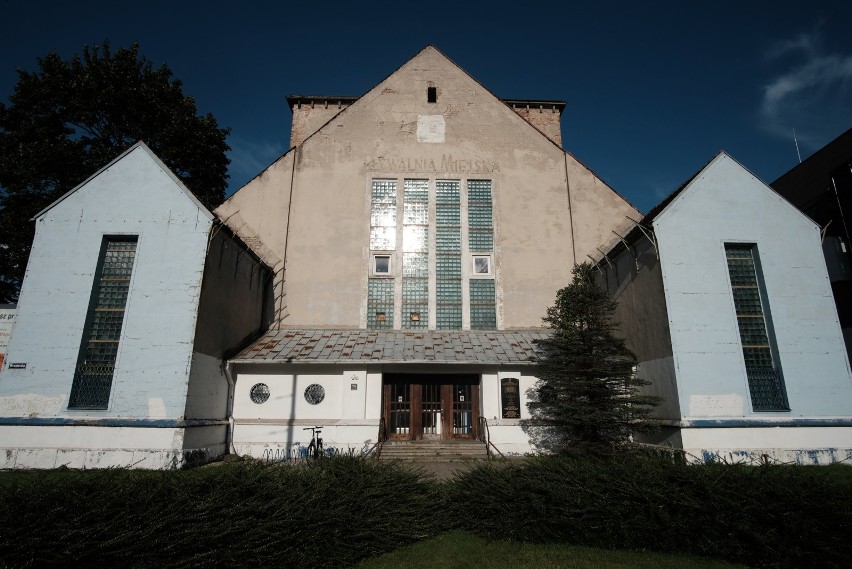 Tzw. nowa synagoga jest jedyną zachowaną wolno stojącą...