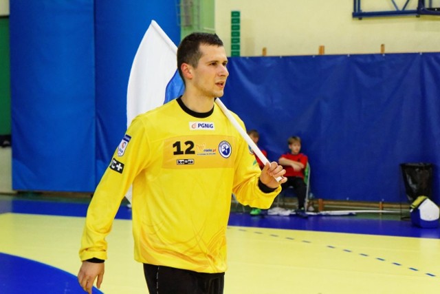 Poważna kontuzja kolana u Grzegorza Barnasia sprawiła, że zawodnik stracił okazję na grę w ekstraklasie