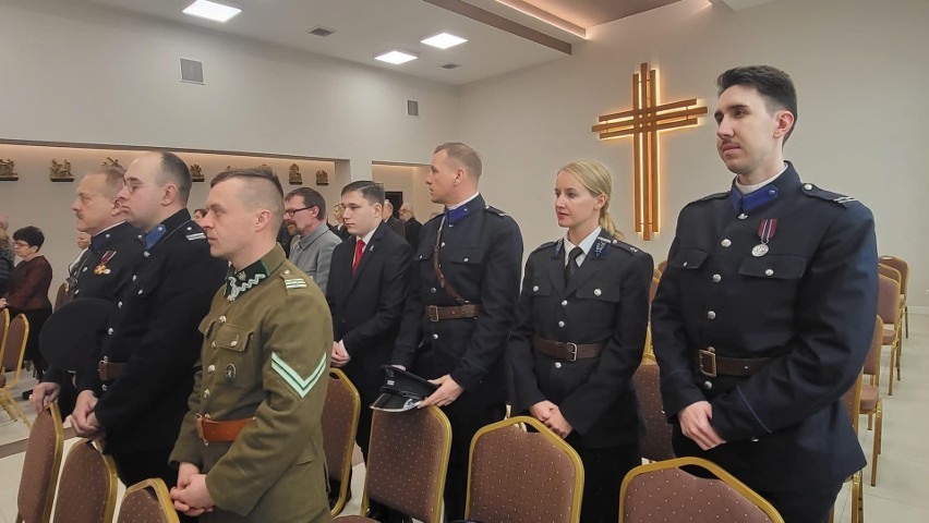 Radomscy rekonstruktorzy byli na spotkaniu opłatkowym Rodziny Policyjnej w Łodzi. Zobacz zdjęcia