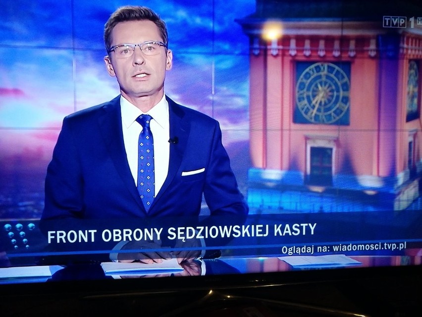 Między innymi te paski "Wiadomości" TVP analizowała Rada...