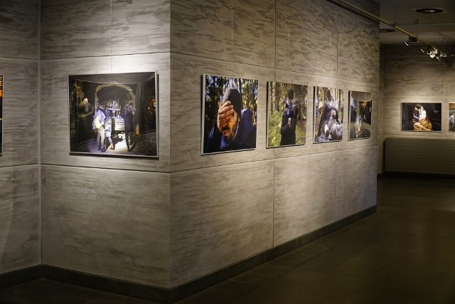 Wystawa "Na Granicy" dostępna jest dla zwiedzających CK Zamek od 18 stycznia do 20 lutego.Zobacz zdjęcia --->