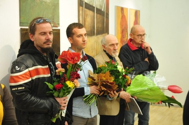 Laureaci Salonu Jesiennego 2012 (od lewej): Bartosz Posacki, Józef Chyży, Jerzy Beski i Bolesław Polnar.