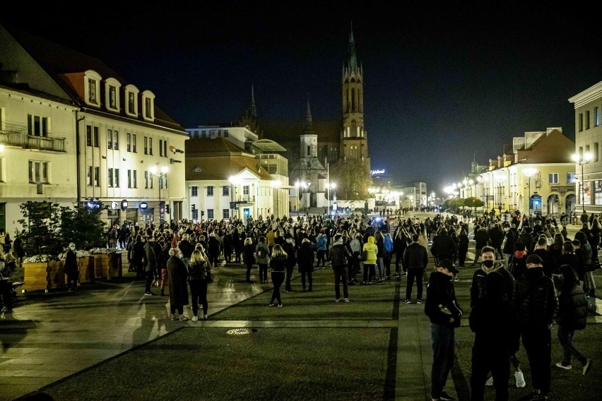 Strajk kobiet w Białymstoku (zdjęcia archiwalne - 27.10.2020...