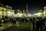 Białystok. Manifestacja "Ani jednej więcej" na Rynku Kościuszki. To reakcja na śmierć 30-letniej Izabeli, której nie wykonano aborcji