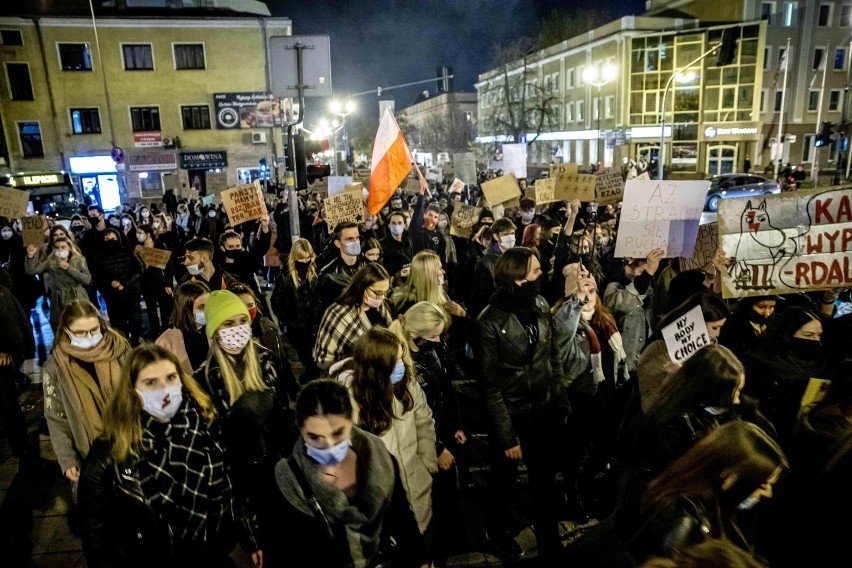 Strajk kobiet w Białymstoku (zdjęcia archiwalne - 27.10.2020...