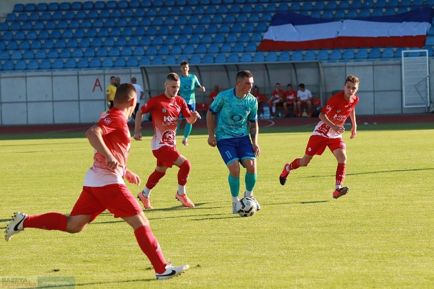 Mecz 2. kolejki 4. ligi kujawsko-pomorskiej piłki nożnej - Lider Włocławek - Sportis Łochowo [zdjęcia, wideo]