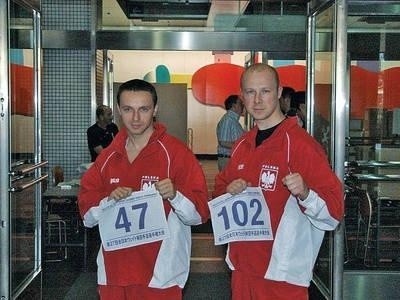 Grzegorz Popiołek (z prawej) i Paweł Karcz na międzynarodowych mistrzostwach Japonii Fot.archiwum klubu