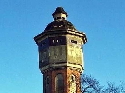 Wieża wodociągowa w Szczecinku: Została zbudowana w 1912...