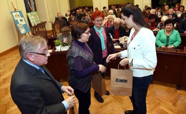 Instytucje i osoby wyróżnione otrzymały upominki "Expressu Bydgoskiego"