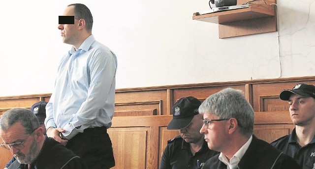 Trzej oskarżeni na sali rozpraw krakowskiego sądu przyznali się do winy i wyrażali skruchę