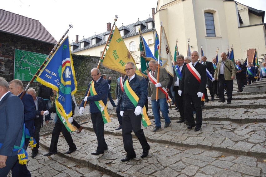 Pielgrzymka hodowców gołębi na Górę św. Anny