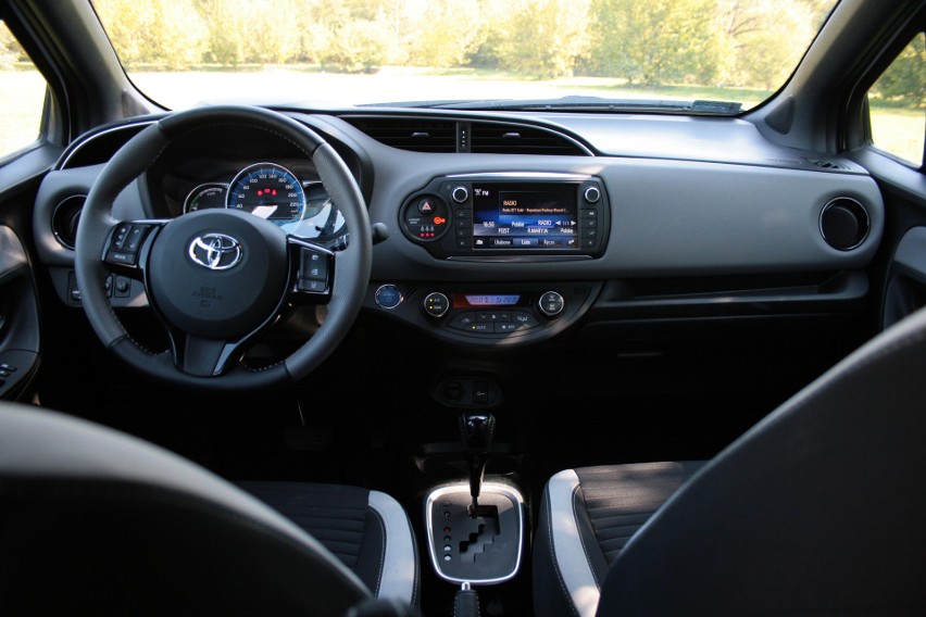 Toyota Yaris Hybrid...