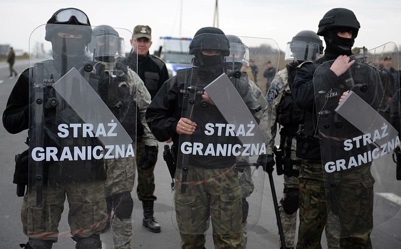 Policja ćwiczyła przed granicą w Medyce...