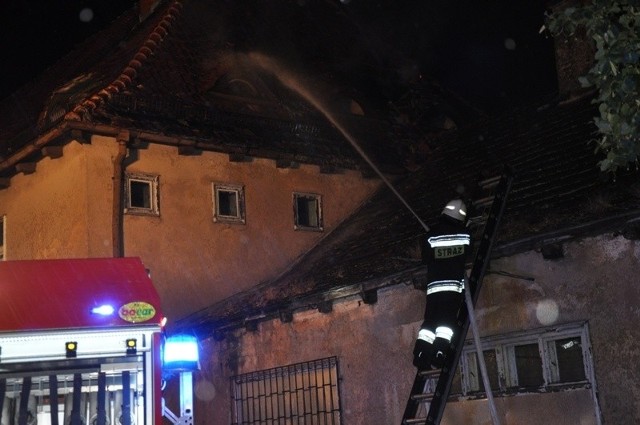 Pożar dworca kolejowego w Leśnicy.