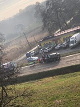 Wypadek w Połomi. Potrąconego chłopczyka zabrał helikopter LPR ZDJĘCIA Samochodem kierowała 25-latka z Jastrzębia-Zdroju