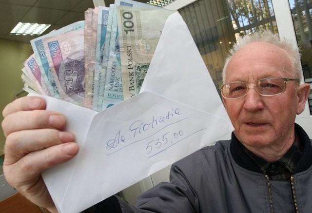 Pan Antoni Toporowski zebrał podczas swoich 75. urodzin 535 zł na rzecz chorego Piotrusia. 