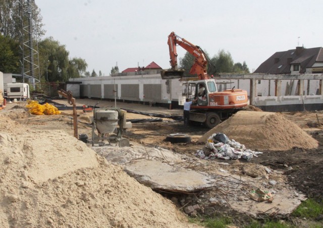 Przy ulicy Słowackiego w sąsiedztwie stadionu Wiki powstaje market. Wszystko wskazuje na to, ze to kolejna Biedronka.