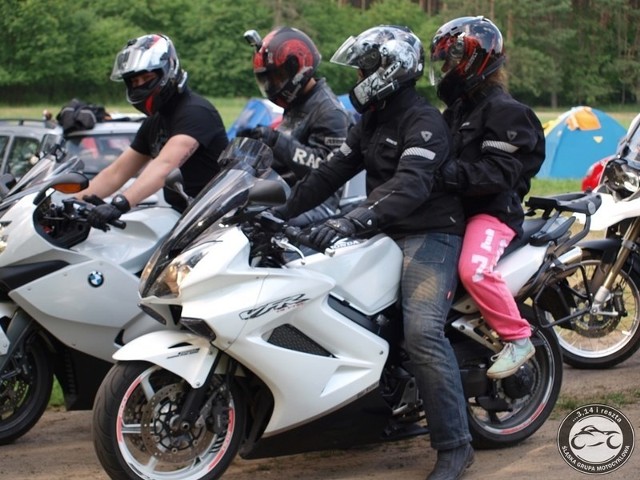 W miniony weekend miała miejsce niecodzienna aktywność. Motocykliści należący do "Śląskiej Grupy Motocyklowej 3,14 i reszta" postanowili spędzić weekend z wychowankami Zespołu Opiekuńczo-Wychowawczego Nr 2 z Sosnowca.