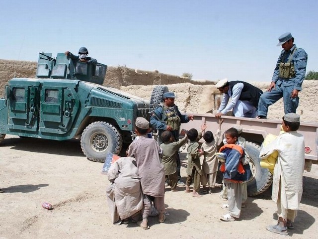 Akcje koordynowali nasi żołnierze, natomiast dary rozdawali afgańscy policjanci.