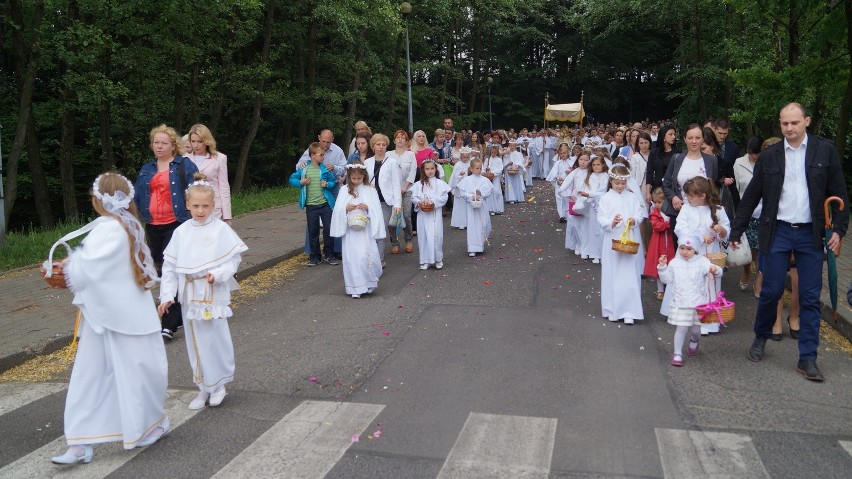 Boże Ciało w Jastrzębiu: tłumy na procesji