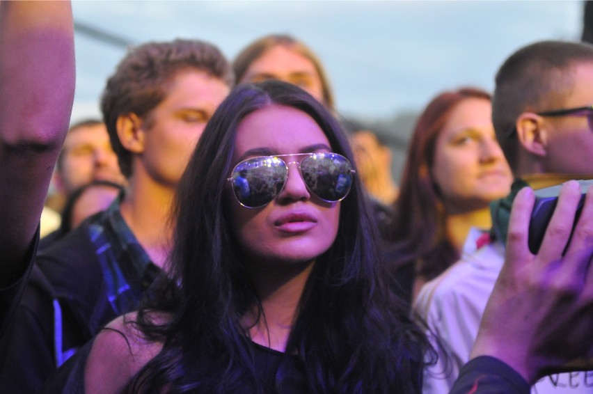 Woodstock 2015 - piękne dziewczyny imprezują na 21....