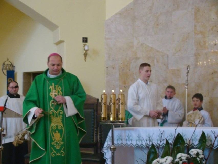 Sosnowiec: W Ostrowach Górniczych uczczono pamięć zamordowanej 70 lat temu rodziny Mackiewiczów FOTO