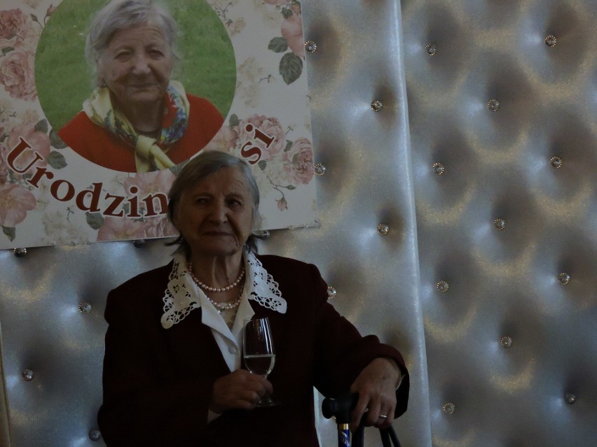 Czesława Świerszcz z Jazgarki obchodziła 100. rocznicę urodzin. Było bardzo uroczyście [ZDJĘCIA, WIDEO]