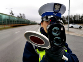 5000 zł i 40 punktów dla trójki kierowców za znaczne(!) przekroczenie prędkości