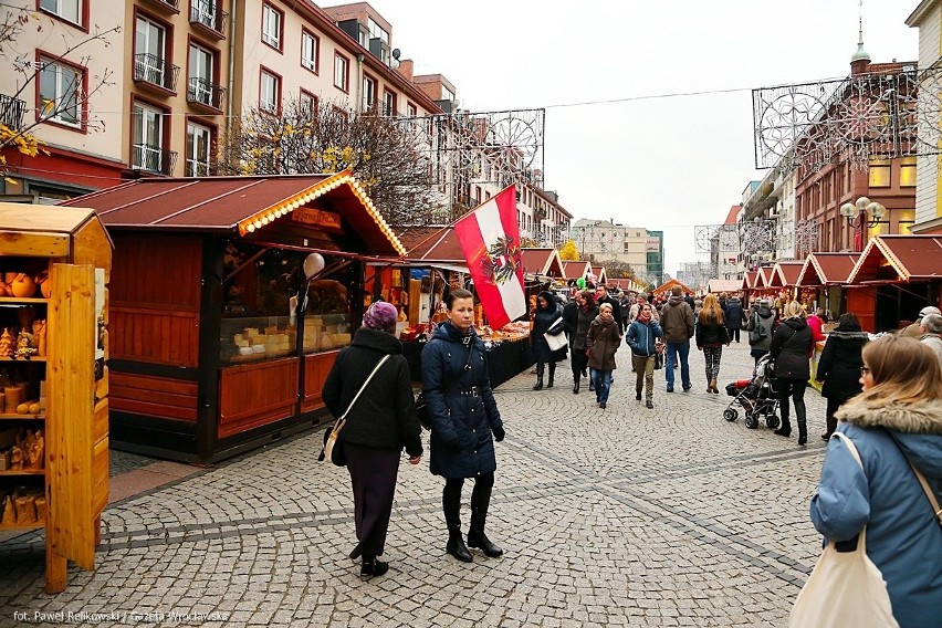 Jarmark Bożonarodzeniowy na wrocławskim Rynku otwarty (FILM, ZDJĘCIA, CENY)