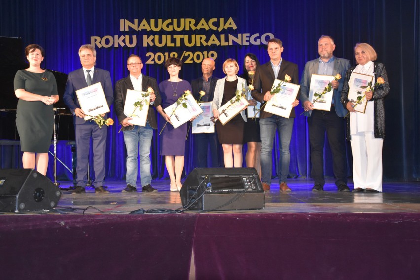 Nagrody kulturalne Prezydenta Starachowic przyznane. Wielka gala z Alicją Majewską i Włodzimierzem Korczem