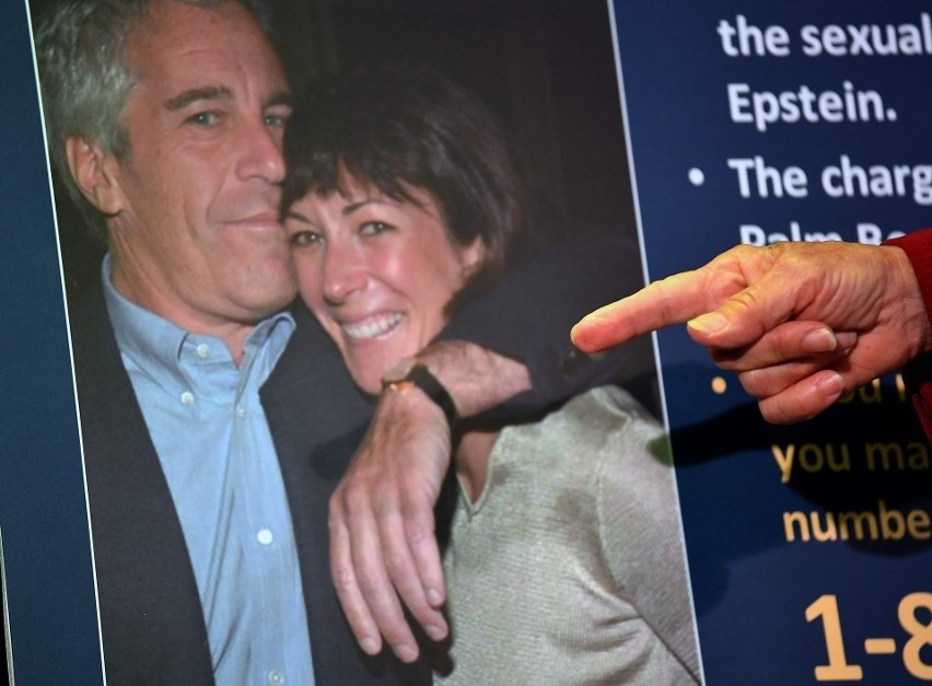 Więzienny wywiad byłej partnerki Epsteina. Oskarżonego o...