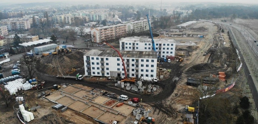 Przy ul. Okólnej w Toruniu powstają bloki w ramach rynkowej...