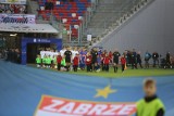 Górnik Zabrze - Piast Gliwice. Skandal po derbach. "Butelka przeleciała mi nad głową" - mówi Gerard Badia 